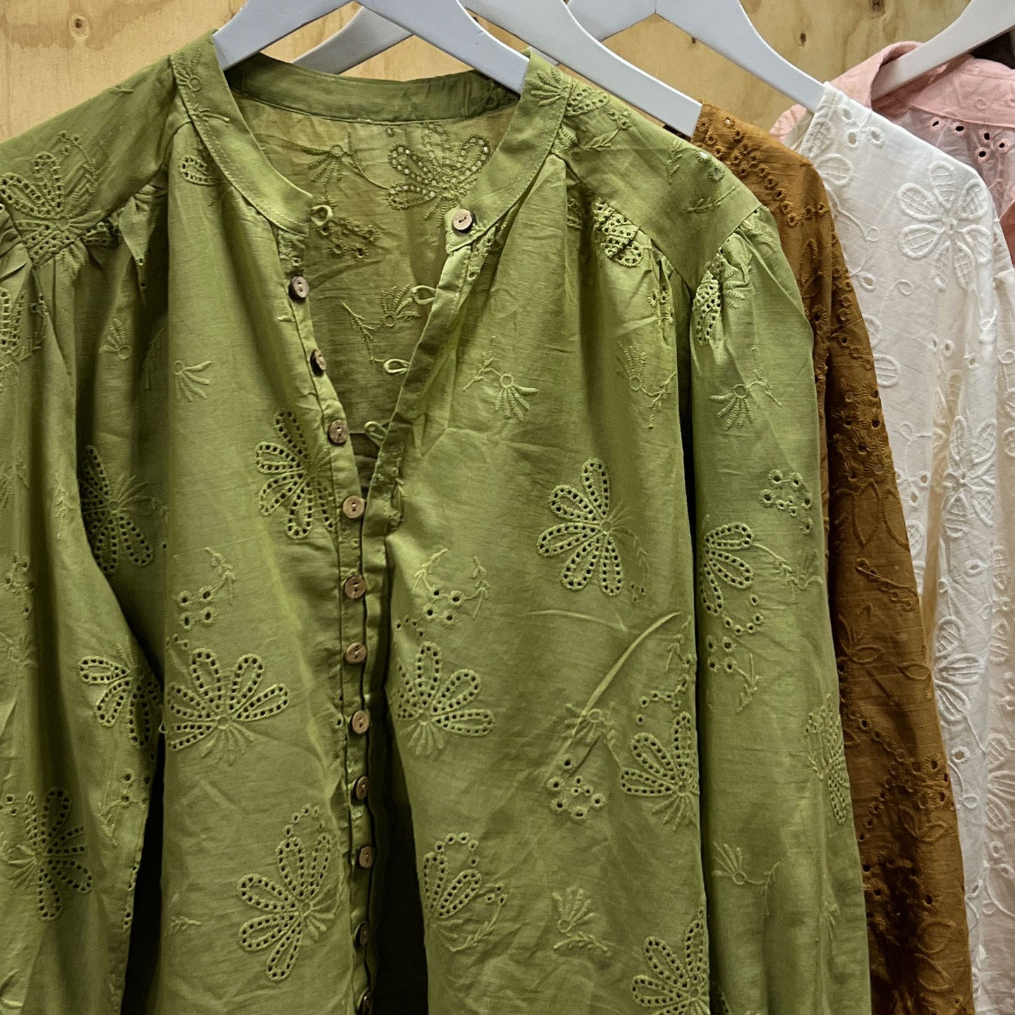 Clementine Embroidered Cotton Peridot