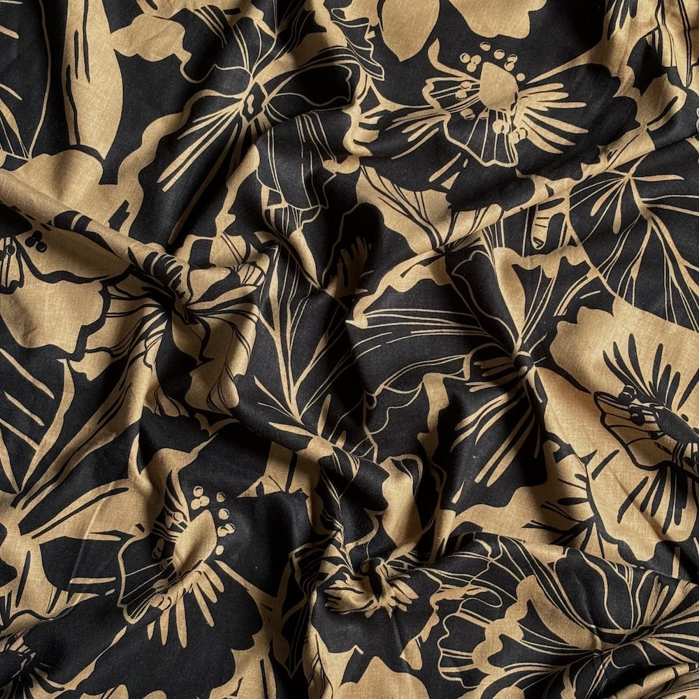 Licourice Flower Lightweight Linen