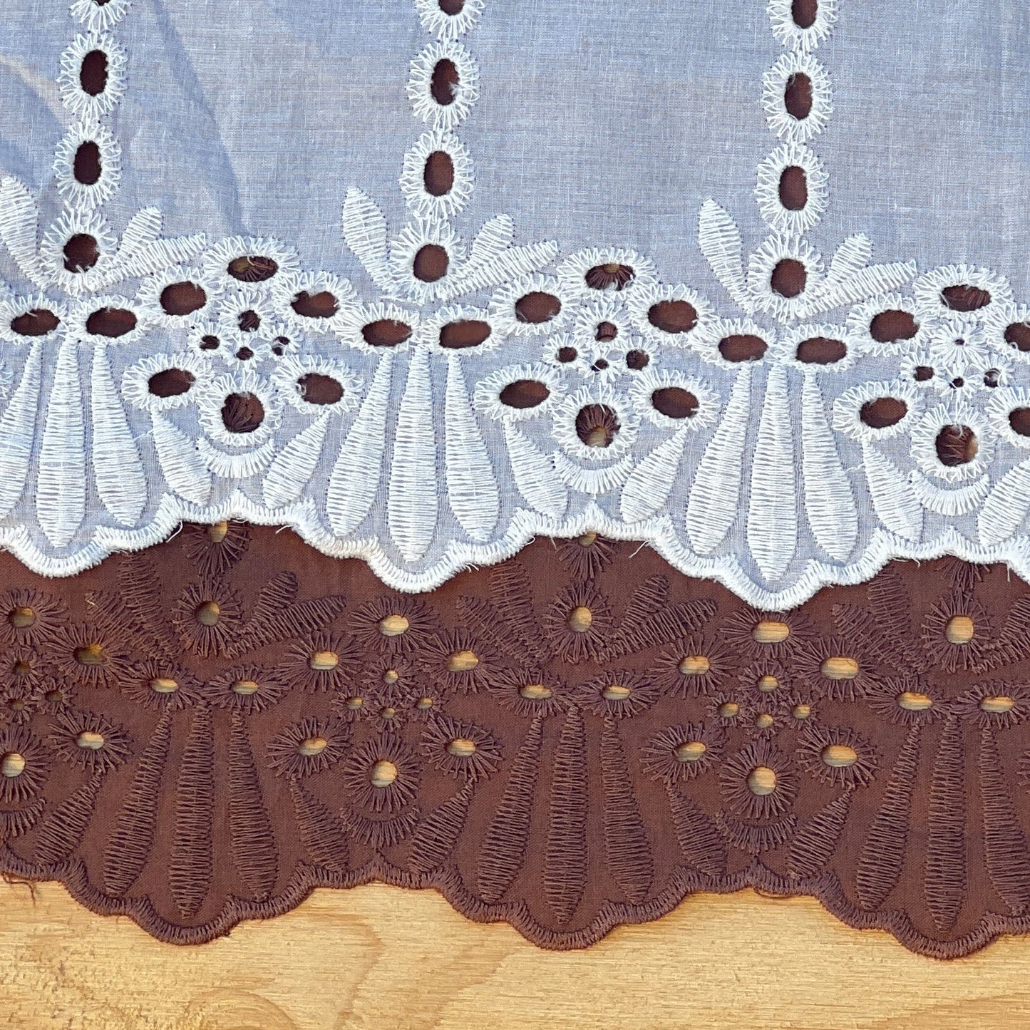 Subway Embroidered Cotton Natural